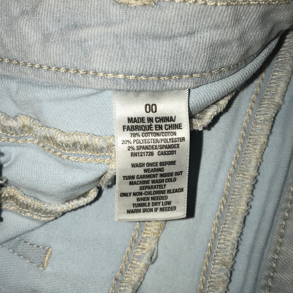 Shorts - Picture 4 of 4